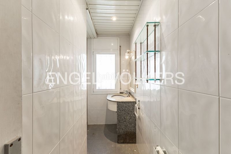Foto 8a6811cc-d042-4f76-8117-f7006eb4bd70. Casa amb calefacció aparcament piscina a Alella