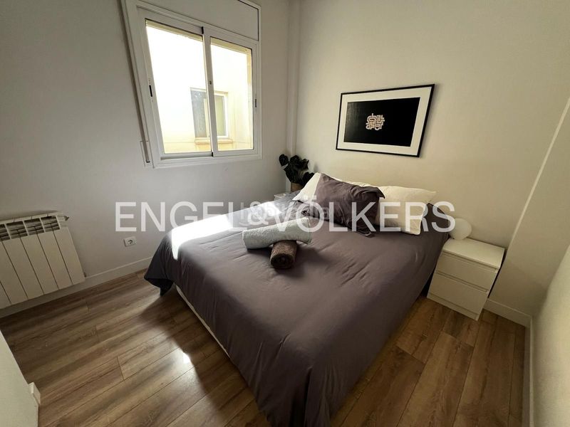 Foto 41bbfda8-94b1-40bd-90fb-29afb78f743a. Àtic amb calefacció aparcament a La Nova Esquerra de l´Eixample Barcelona