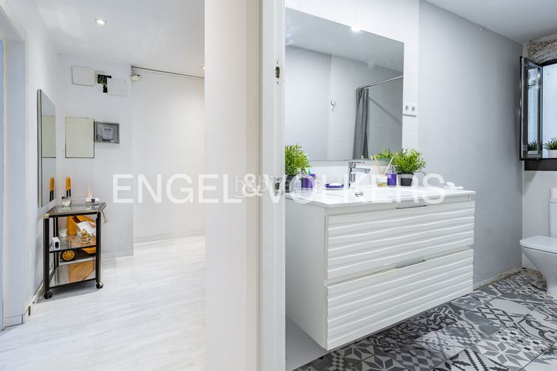 Foto 5cf4eaa8-25a3-4606-8792-14b6937734a3. Flat with heating in Eixample Sabadell