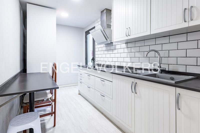 Foto c878cbfd-1e44-431a-9114-e1999f912451. Flat with heating in Eixample Sabadell