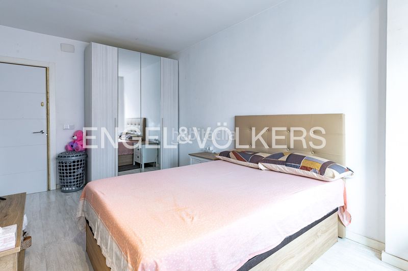 Foto f978763c-dbf1-494a-956a-4c1c095fdb83. Flat with heating in Eixample Sabadell