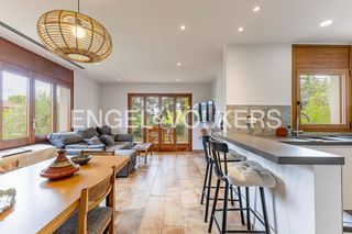 Maison à Begues. Encanto, diseño y naturaleza en el corazón de begues