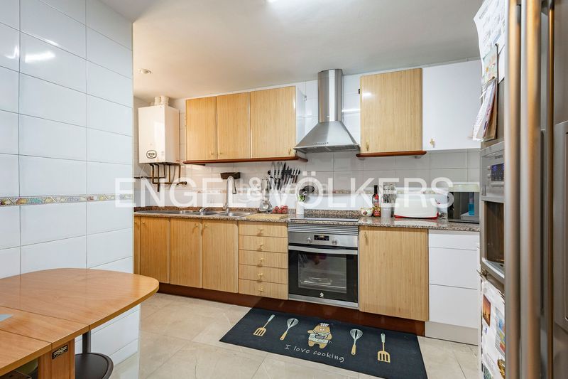 Foto a05b1068-ba94-4052-b56b-9ddc17b801a1. Pis amb calefacció a Nucli Urbà Esparreguera