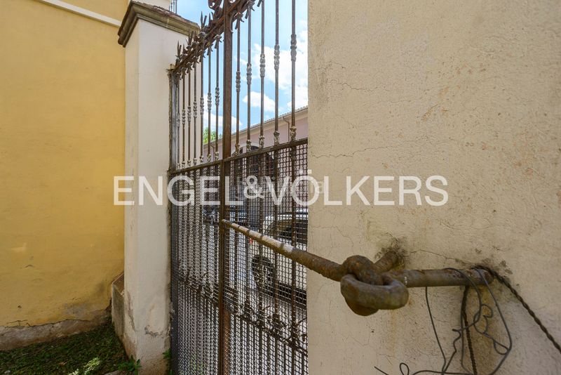 Foto 0808c8b1-589f-4121-a4e8-f71e5e200028. Casa amb calefacció a Olot