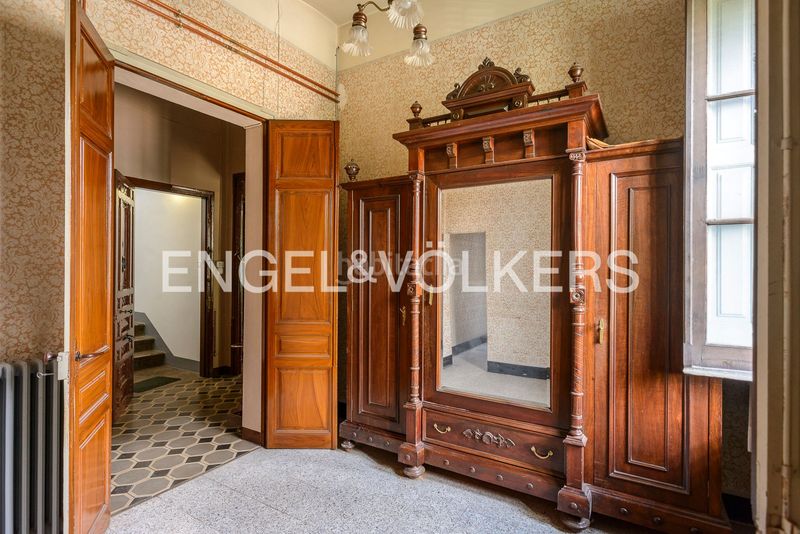Foto 90f2ab91-8b7b-4845-aab3-93290398977c. Casa amb calefacció a Olot