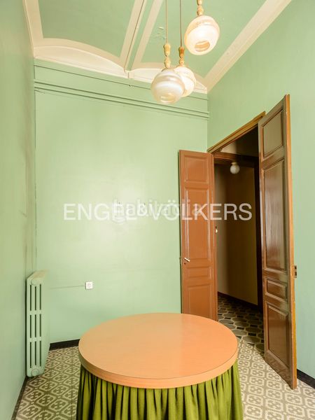 Foto b76f87f1-33c6-4b76-9e3f-99d75af30236. Casa amb calefacció a Olot