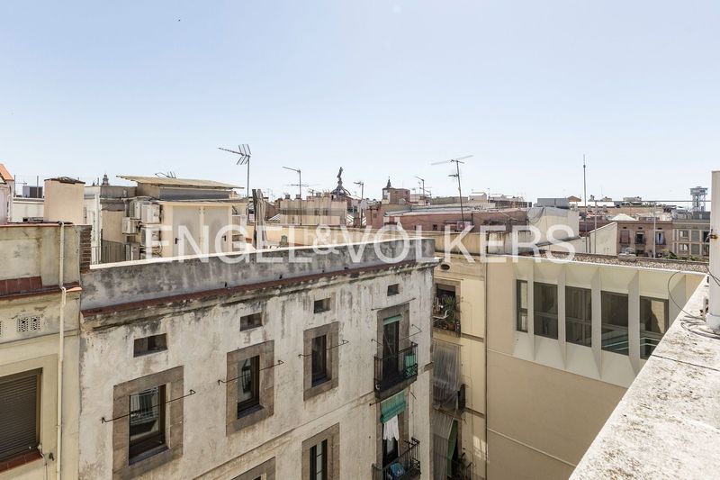 Foto 776433bc-4d9a-42d3-8520-0f3121b2f763. Àtic amb calefacció a Gòtic Barcelona