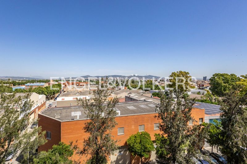 Foto e3d59291-0c5e-4391-bb0a-a16320e6e47b. Pis amb calefacció a Centre Prat de Llobregat (El)