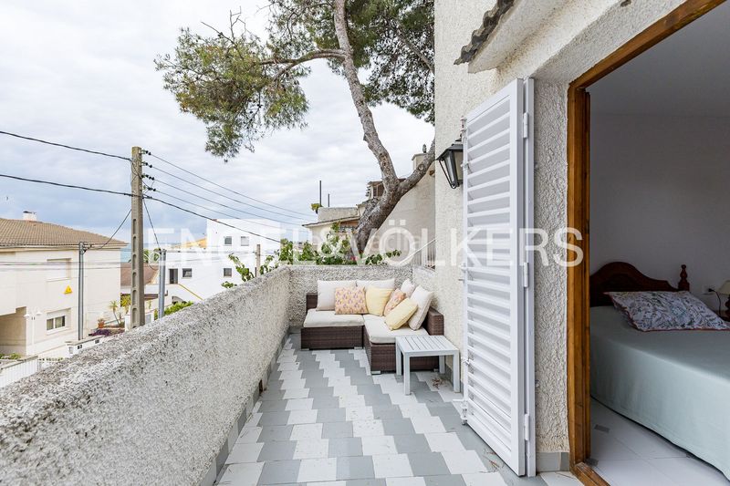 Foto f62a455d-7b36-4c76-8adf-8aaec316edb5. Casa amb calefacció a Roda de Barà