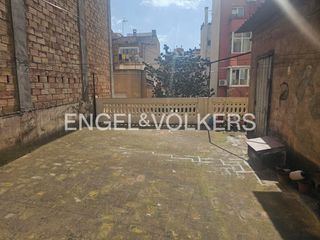 Casa a Putget - Farró. Edificio en venta a reformar en  el putxet