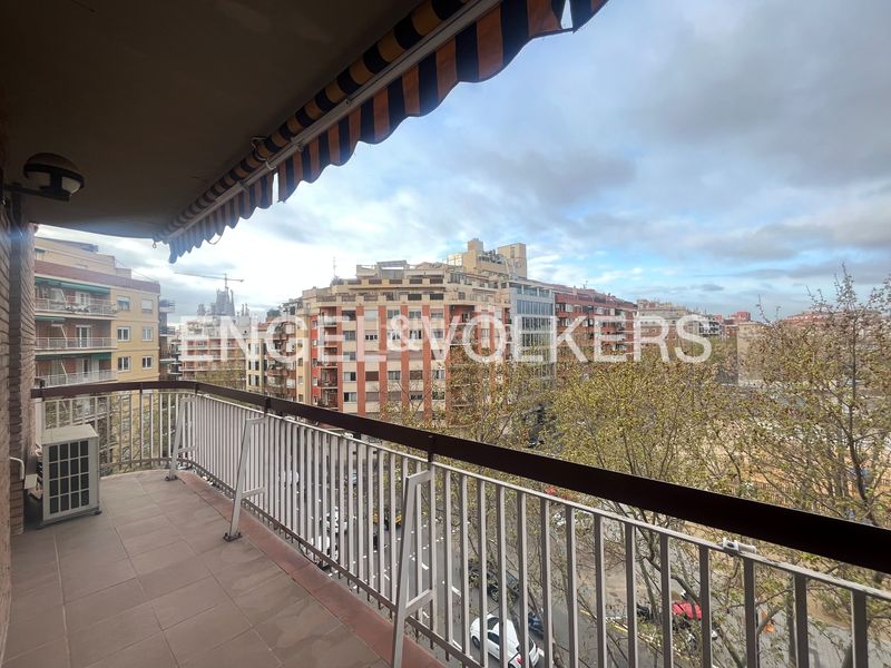 Foto 60bc01a9-e224-4e97-9b22-7cb72172bba4. Pis amb calefacció aparcament a Baix Guinardó Barcelona