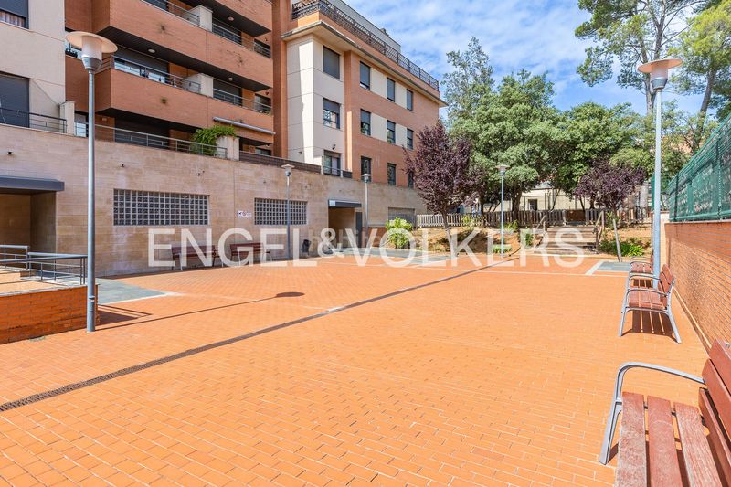 Foto 80ce36f2-d243-4422-aca2-0bc08e41d904. Pis amb calefacció aparcament piscina a Castellarnau Sabadell