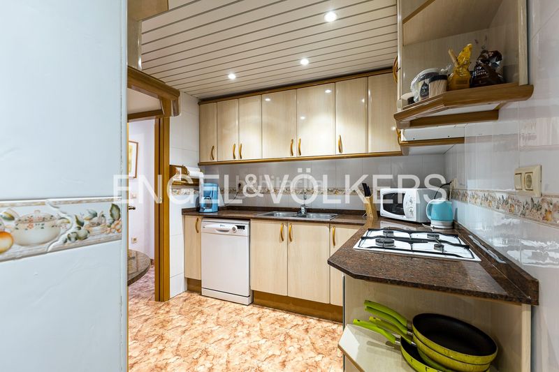 Foto ce11bed6-3028-4b3e-b434-188a8f99304c. Pis amb calefacció aparcament piscina a Roda de Barà