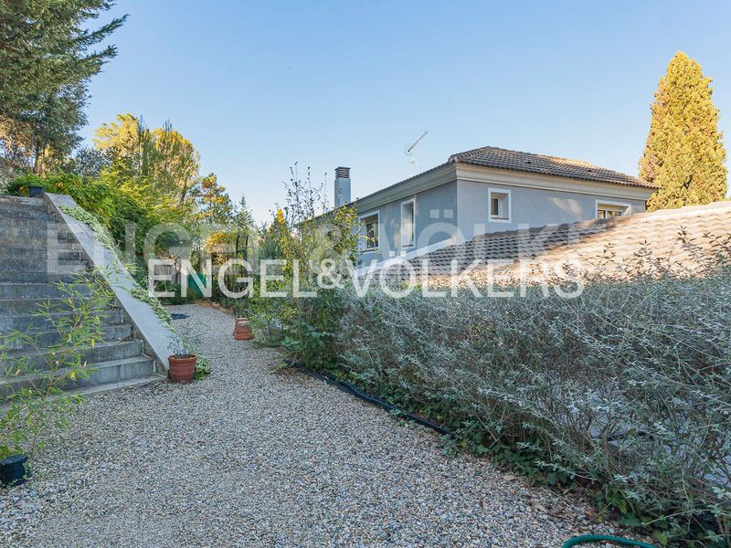 Foto af91fbfd-56eb-41b7-97d3-3032a73cc010. Casa amb calefacció piscina a Ullastrell