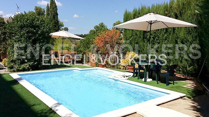 Foto b740387a-afe4-4c54-81a6-6b0a30497e07. Casa amb calefacció piscina a Ullastrell
