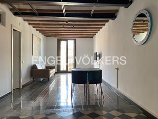 Lloguer Pis a Raval. Alquiler temporal  apartamento amueblado en la rambla  3 dormito