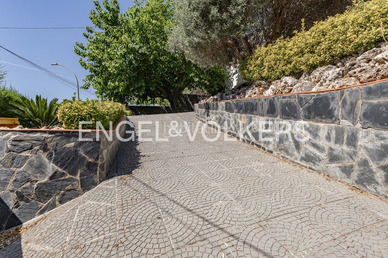 Foto 7780de5d-b413-4667-8386-0524fb4bb84e. Casa amb calefacció aparcament a Lliçà de Vall