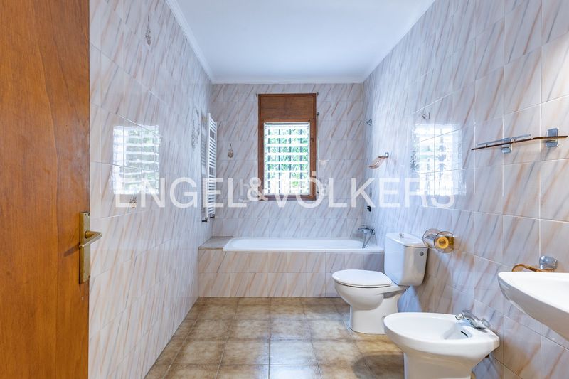 Foto d975a05c-b2f8-4aba-962f-e84b5769bcd4. Casa amb calefacció aparcament a Lliçà de Vall