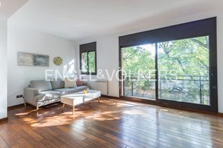 Àtic a Sants. Espectacular ático dúplex con 3 terrazas y vistas despejadas al