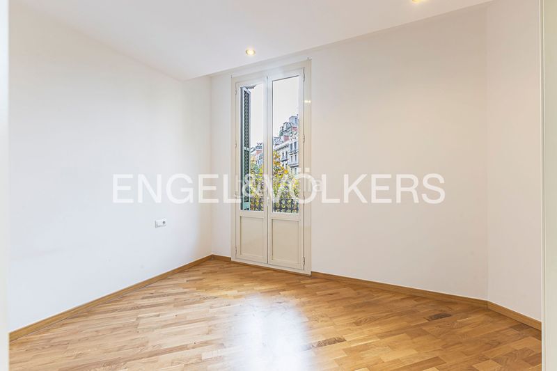 Foto dfb21de6-2e1b-4038-9724-84cd5b9c1600. Pis amb calefacció a L´Antiga Esquerra de l´Eixample Barcelona