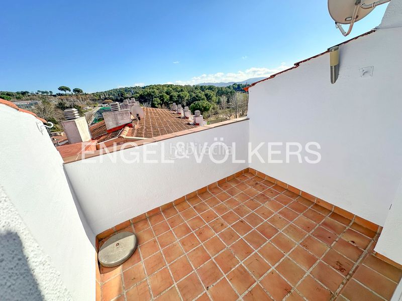 Foto 3102d546-8495-4116-958f-7512e22c720c. Dúplex amb calefacció aparcament piscina a Ca n´Oriol Rubí