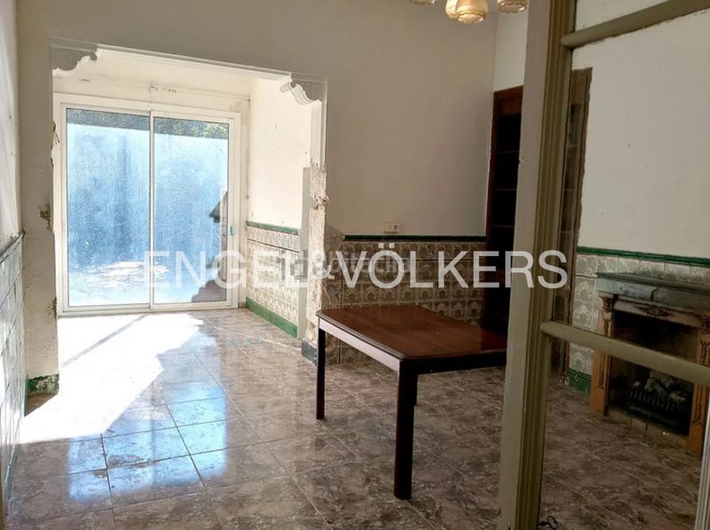 Foto d2f8eac3-deb8-4b9b-8322-f3183e018916. Casa amb calefacció a Centre Sabadell