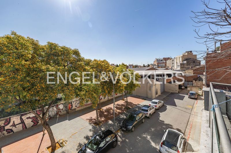 Foto 9d1d0e7a-c614-4078-b68e-fa83fc725fd7. Casa amb calefacció a Centre Sabadell