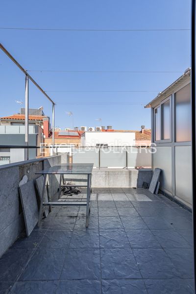 Foto f9f14398-3a6e-42ad-b78c-53a9cf9e8585. Casa amb calefacció a Centre Sabadell