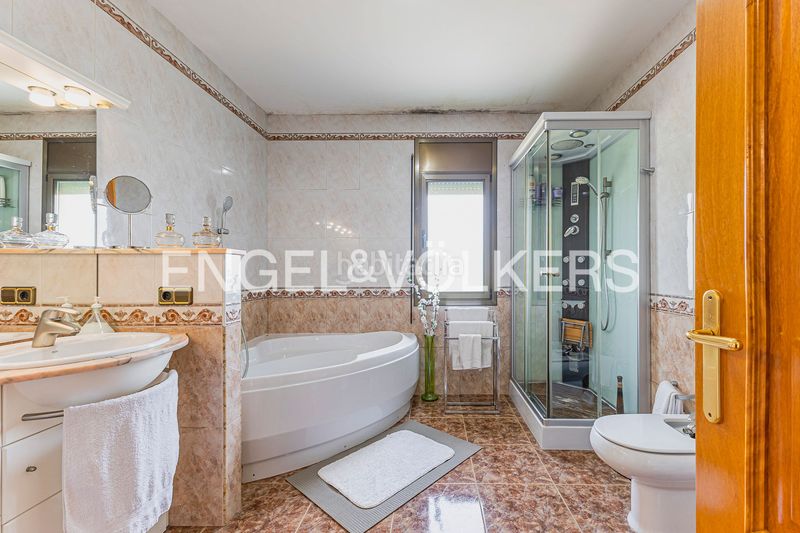 Foto 0e327dec-b8cc-486e-b31c-408446f75bb6. Casa amb calefacció a Torrelles de Foix
