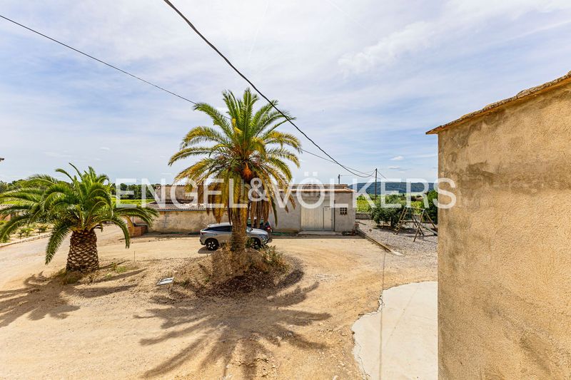 Foto e9a1286e-8ba0-4fb0-af13-b3bb2eb69185. Casa amb calefacció a Torrelles de Foix