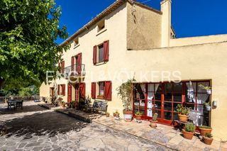 Maison à Torrelles de Foix. Masía con encanto, privacidad y vistas excepcionales