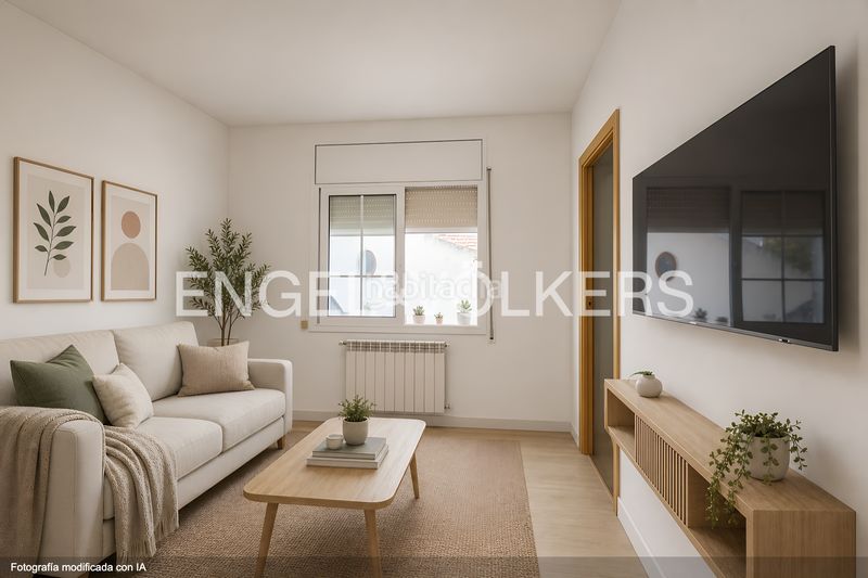 Foto bcaa1093-5e51-4d80-8587-61c462f8d1c3. Casa exclusivo chalet con piscina privada y vistas al mar en Viladecans
