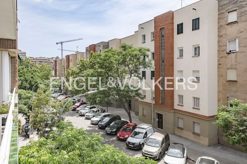 Foto ad7dc1d0-a9df-4180-8d5e-66132ca58915. Pis amb calefacció aparcament a Vilapicina - Torre Llobeta Barcelona