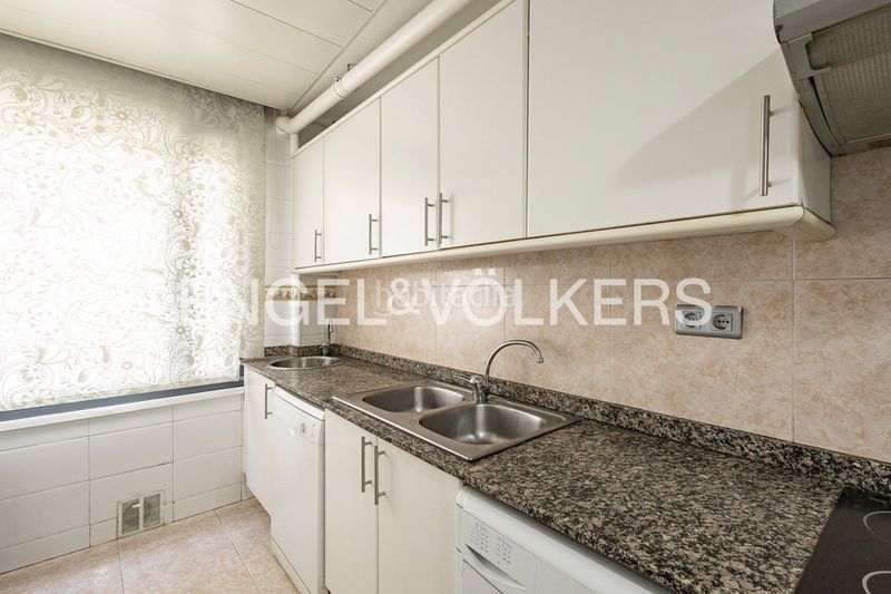 Foto 93f17dea-70d3-4d23-85b6-5a79bd07b64b. Piso amplia planta baja con terraza privada de 15 metros en Sant Andreu de la Barca