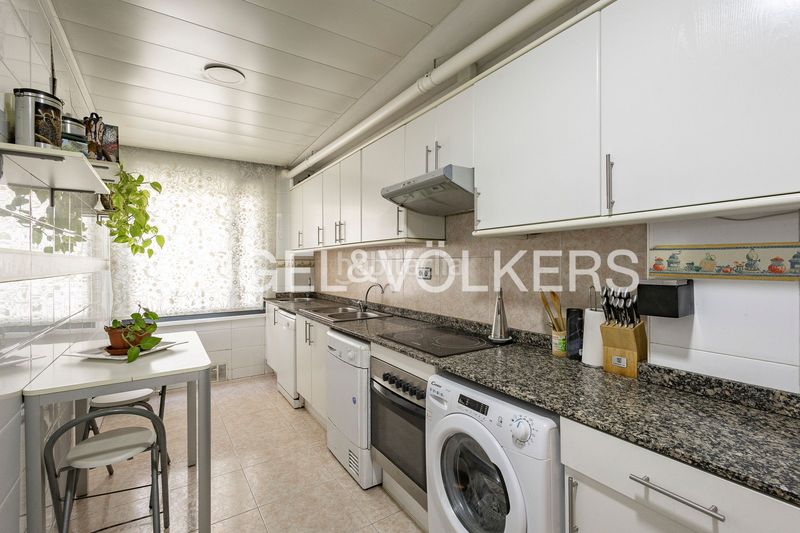 Foto aced8c6b-b403-4d0c-833f-9fd19d8231a8. Piso amplia planta baja con terraza privada de 15 metros en Sant Andreu de la Barca