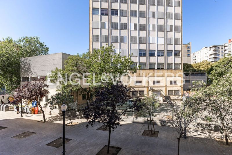 Foto ab1aaec2-2c43-4387-b732-f109ca8a6564. Pis amb calefacció a Raval Barcelona