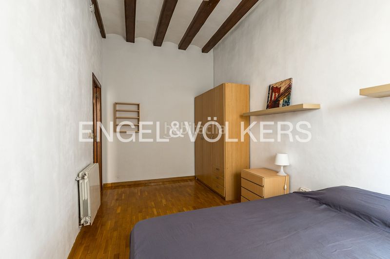 Foto d3d25f88-9ef0-42bf-b16a-568c0ad0c43a. Pis amb calefacció a Raval Barcelona