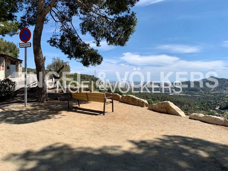 Foto 2aec2551-29b8-41c1-83c7-bf08d9901d59. Casa amb calefacció aparcament piscina a Corbera de Llobregat