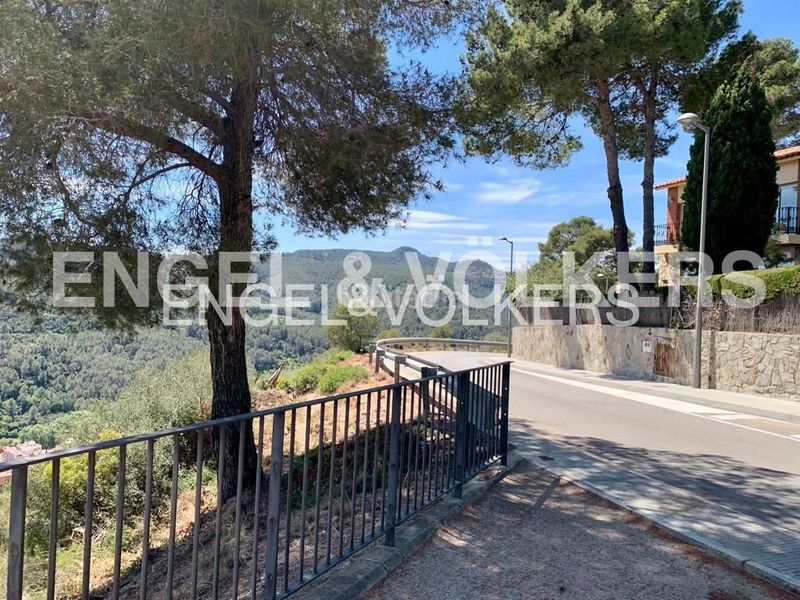 Foto c3e098bb-5fde-4f58-ab42-ca4731b4b741. Casa amb calefacció aparcament piscina a Corbera de Llobregat