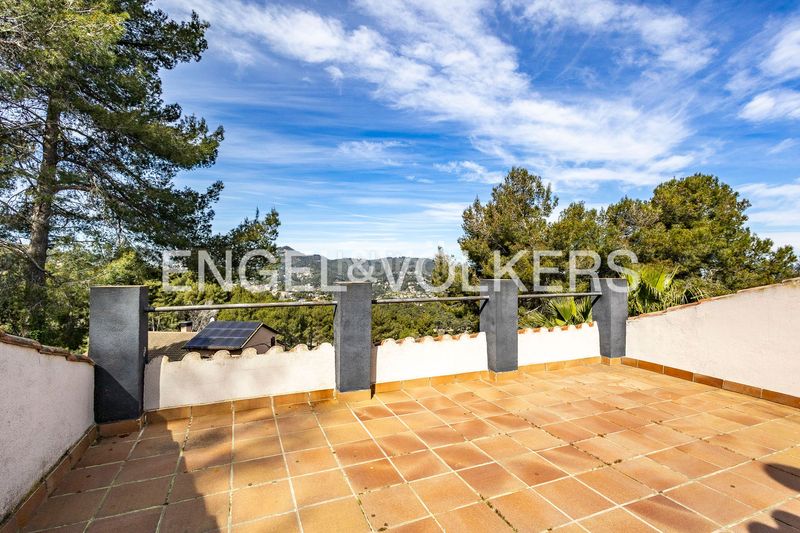 Foto d0ba403f-9bed-4a34-bd9a-fe1f518b8988. Casa amb calefacció aparcament piscina a Corbera de Llobregat