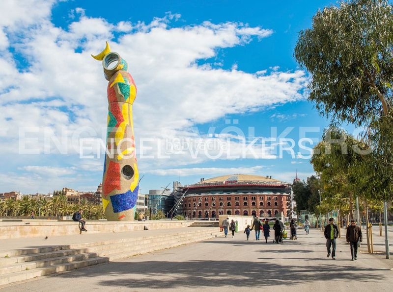Foto 9711a37d-4d0b-4341-a33e-dcad1b358705. Pis amb calefacció a El Poble Sec - Parc de Montjuïc Barcelona