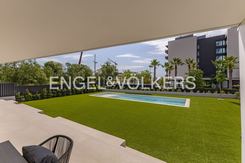 Foto b03e03fc-efed-4ba7-95a1-e481ac8002eb. Casa amb calefacció aparcament piscina a La Plana Sitges