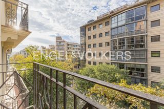 Lloguer Pis a La Nova Esquerra de l´Eixample. Acogedor piso reformado con balcón y  parquing opcional