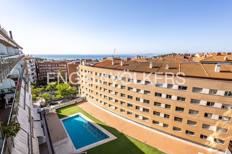 Foto 1ae45477-6235-4715-b98e-a493f8177d52. Àtic amb calefacció aparcament piscina a Llevant Tarragona
