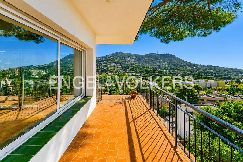 Foto 1a5d8436-f4aa-4f21-8512-5c18288ffe91. Casa amb calefacció aparcament piscina a Cabrils