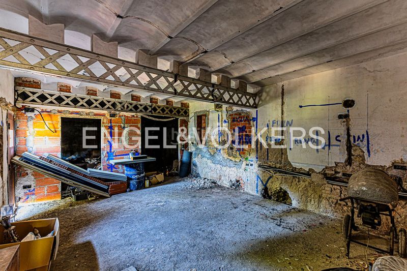 Foto 940d8506-954f-4274-90b4-0ac53f7fc4f1. Casa amb calefacció a Gelida