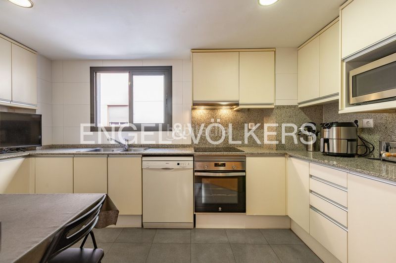 Foto a7e071d7-07be-45eb-98c6-d3e9a5768728. Pis amb calefacció aparcament a El Coll Barcelona