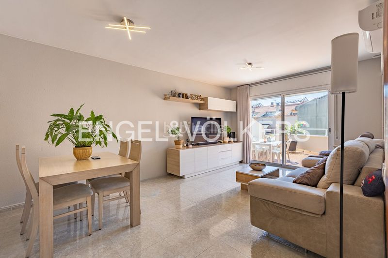 Foto abe489ab-6816-43a8-997e-a55f005674e6. Casa amb calefacció aparcament a Ca n´Oriol Rubí