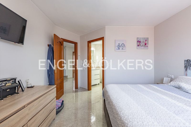 Foto b8a2a088-f5fe-481a-9f20-7354645afb57. Casa amb calefacció aparcament a Ca n´Oriol Rubí