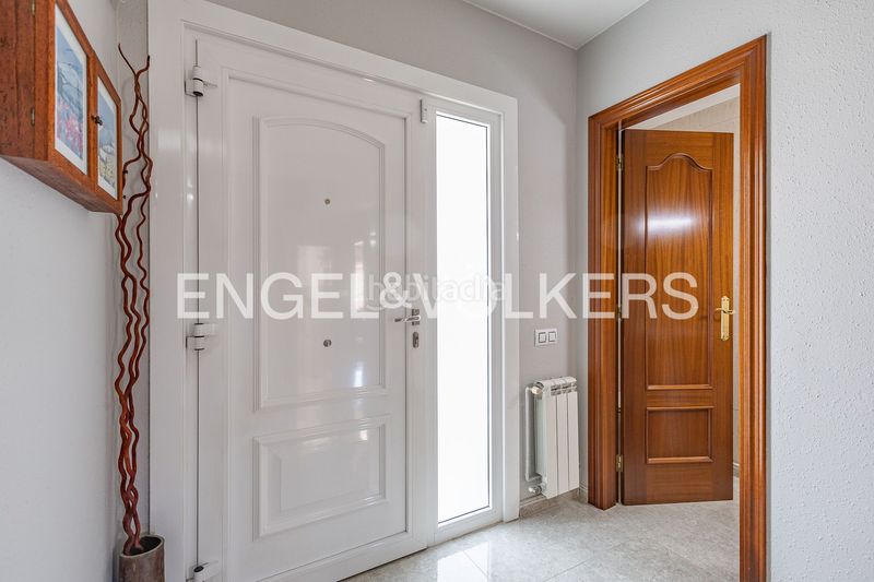 Foto bbd27648-1187-4a88-8213-bfb544440e13. Casa amb calefacció aparcament a Ca n´Oriol Rubí